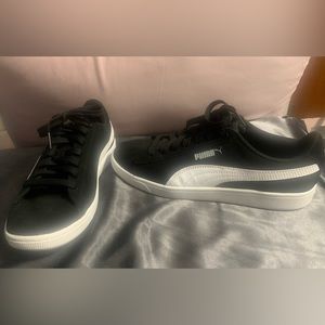 Puma suede classics. Woman 6.5